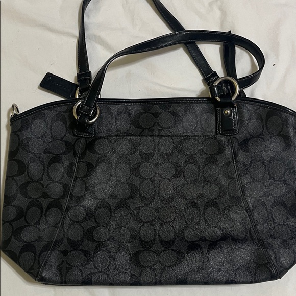 Coach Black Signature Tote with Logo Plaque - Picture 5 of 7